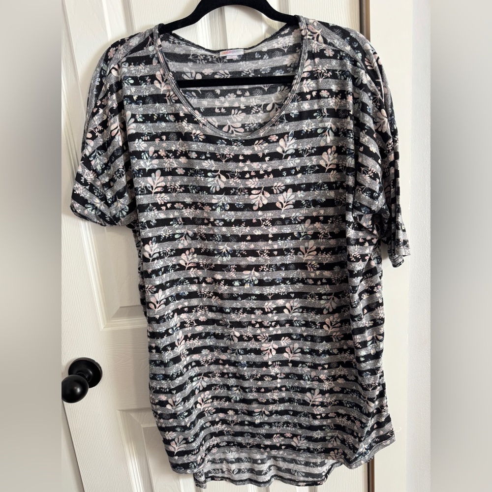 Lularoe Irma- M